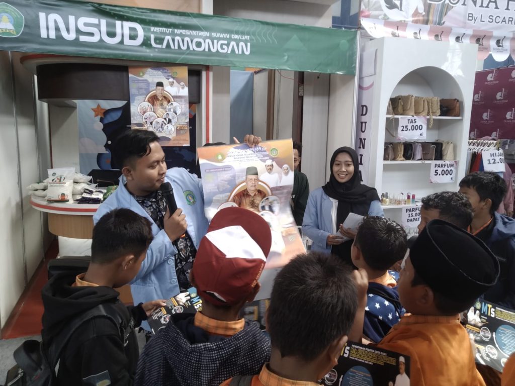 Fakultas Tarbiyah Ikuti Pameran Pendidikan Kabupaten Lamongan